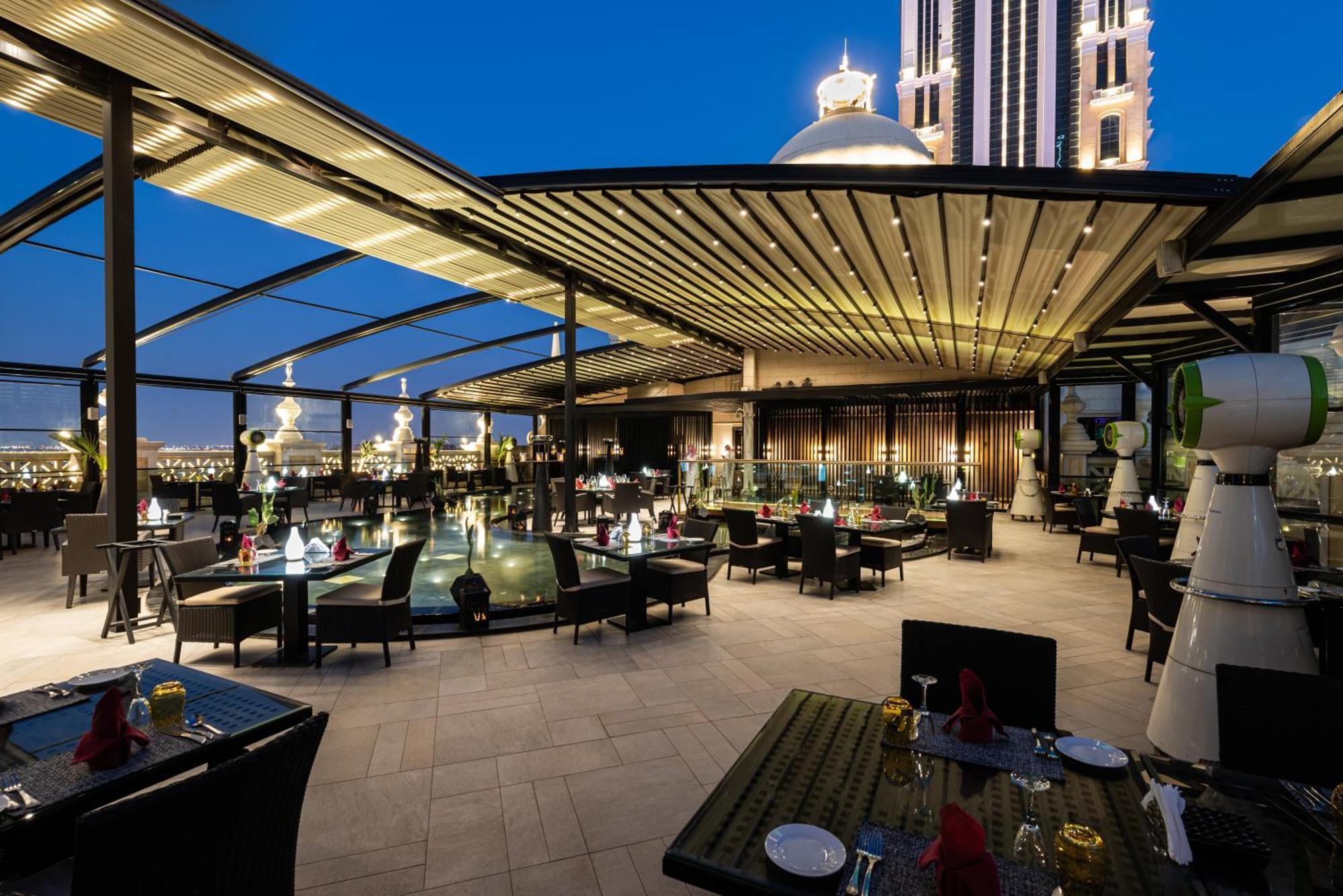 Narcissus Riyadh Hotel & Spa Exteriér fotografie The 360° Sky Lounge